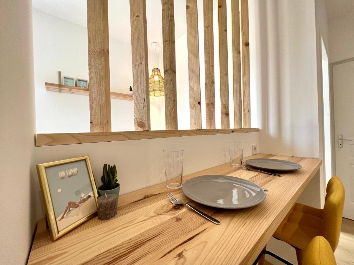 Appartement ~ Un Lundi Au Soleil~ A 15 Min De Lyon Miribel  Extérieur photo