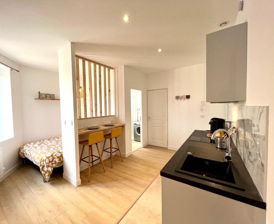 Appartement ~ Un Lundi Au Soleil~ A 15 Min De Lyon Miribel  Extérieur photo