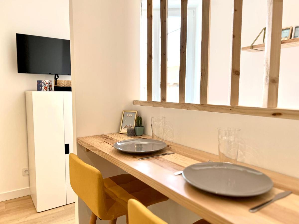 Appartement ~ Un Lundi Au Soleil~ A 15 Min De Lyon Miribel  Extérieur photo